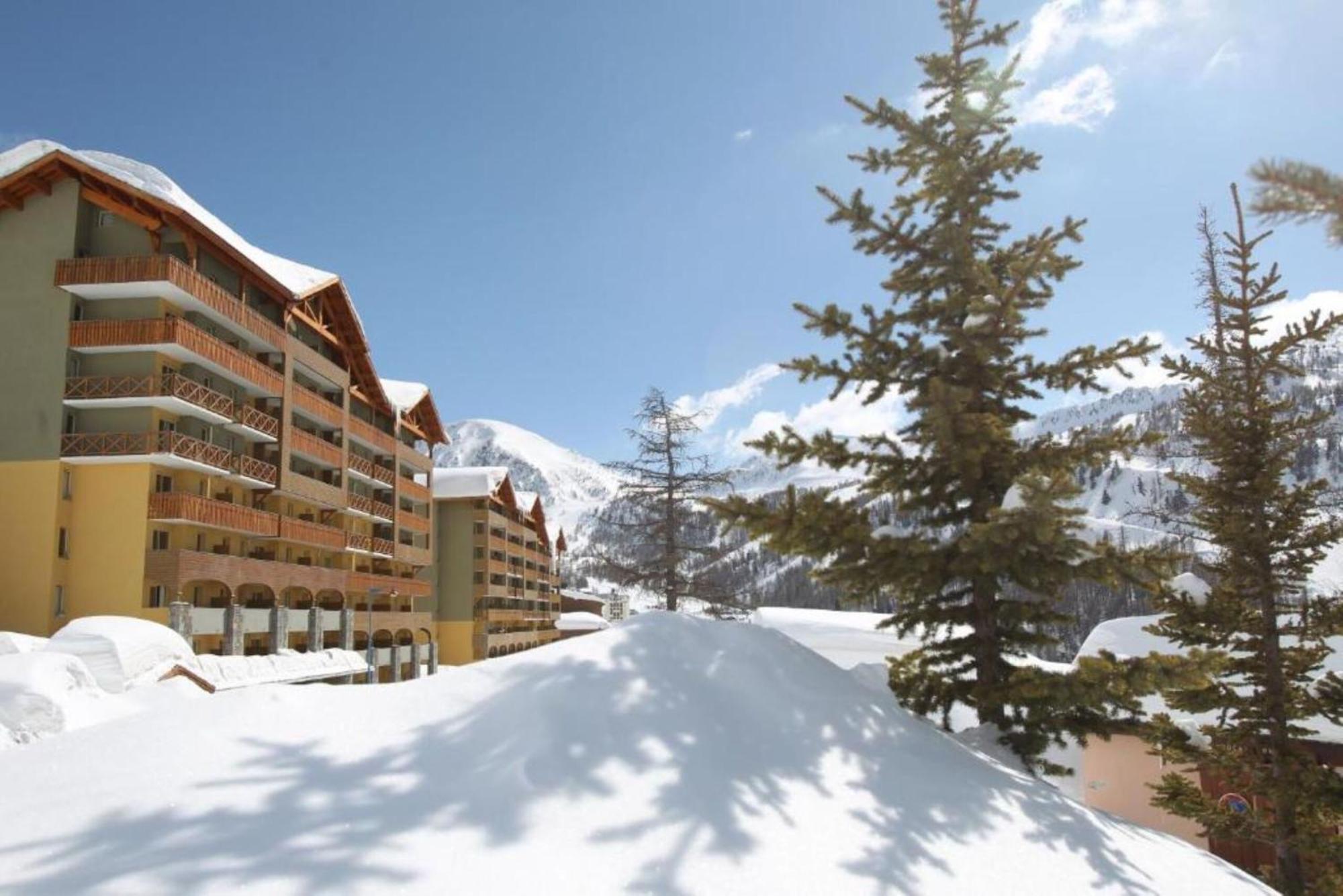 Residence Les Terrasses D'Isola 2000 Exterior photo